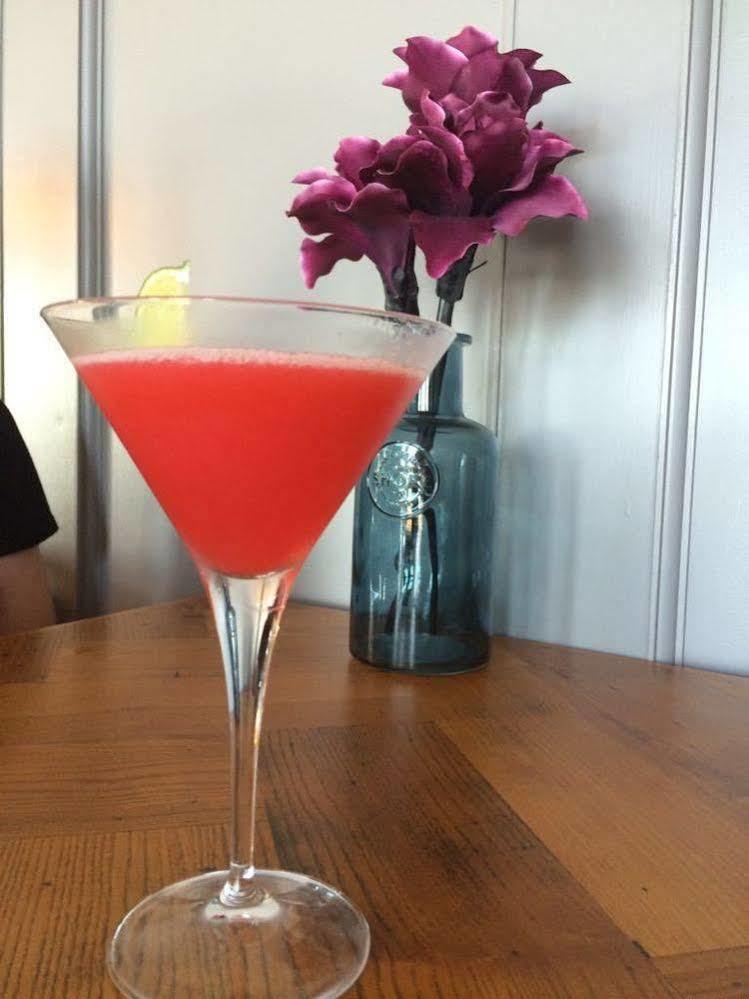 The View Hotel Folkestone, A Member Of Radisson Individuals ภายนอก รูปภาพ