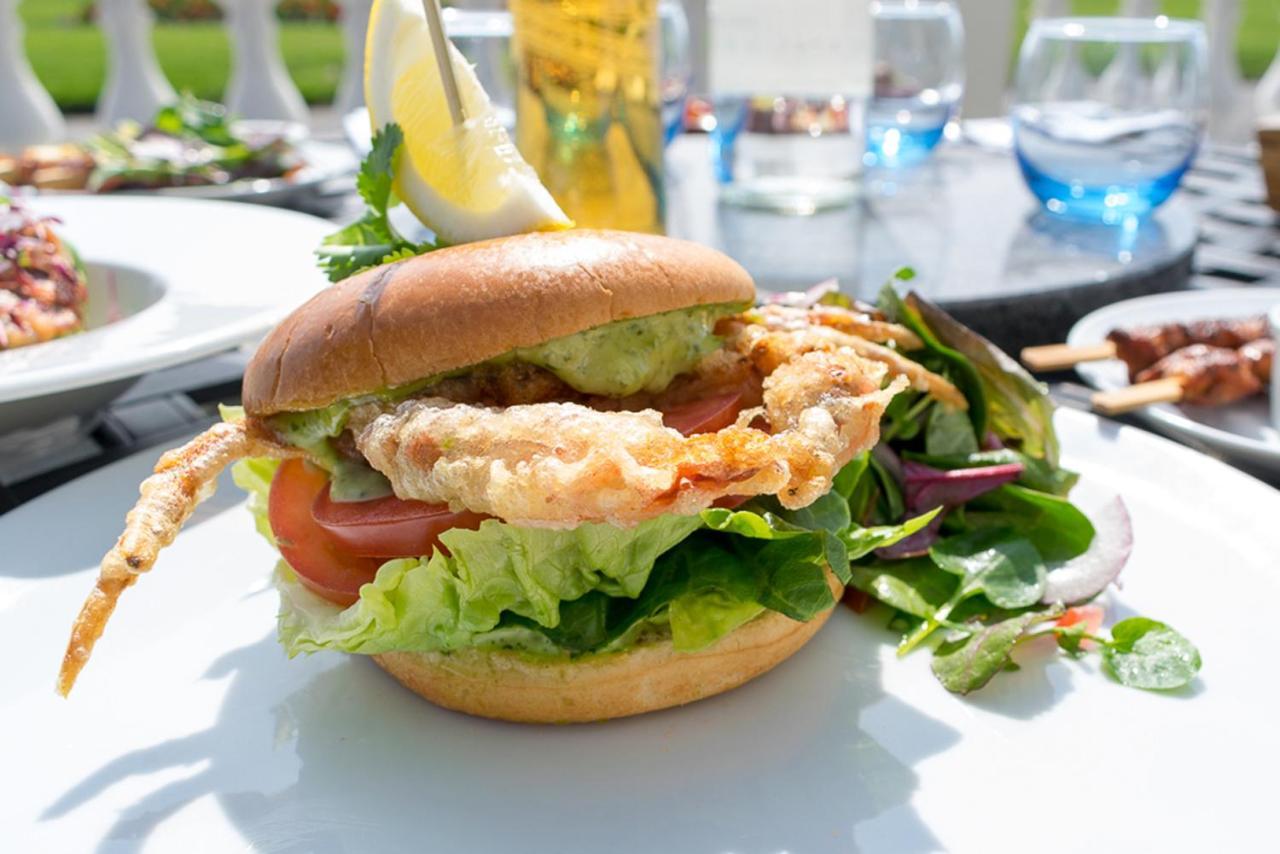 The View Hotel Folkestone, A Member Of Radisson Individuals ภายนอก รูปภาพ
